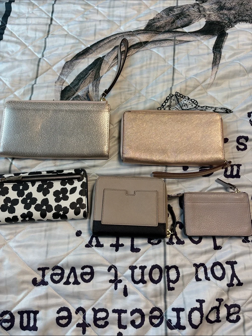 kate spade (5) Wallets (REHAB)
